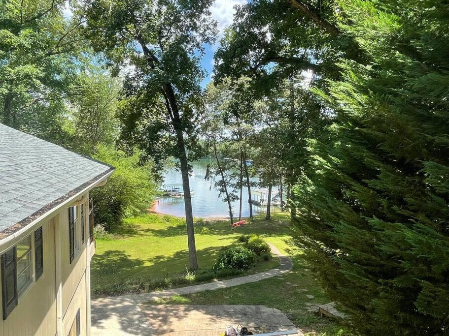 Cozy, Lake Lanier Property With Amazing Views Villa Dawsonville Eksteriør billede