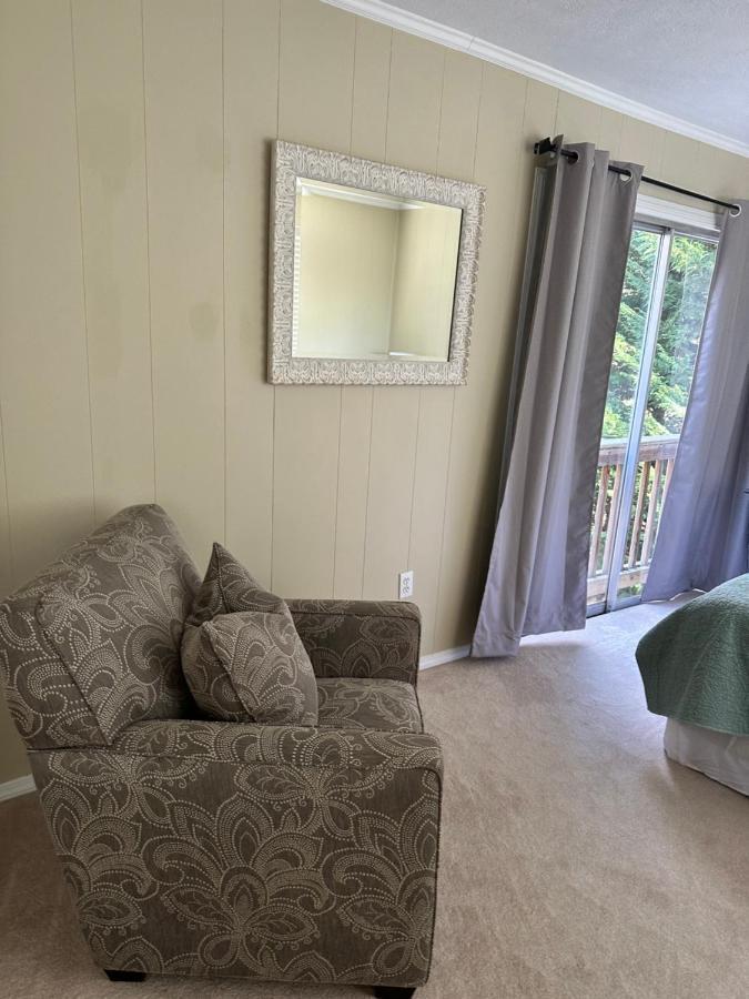 Cozy, Lake Lanier Property With Amazing Views Villa Dawsonville Eksteriør billede